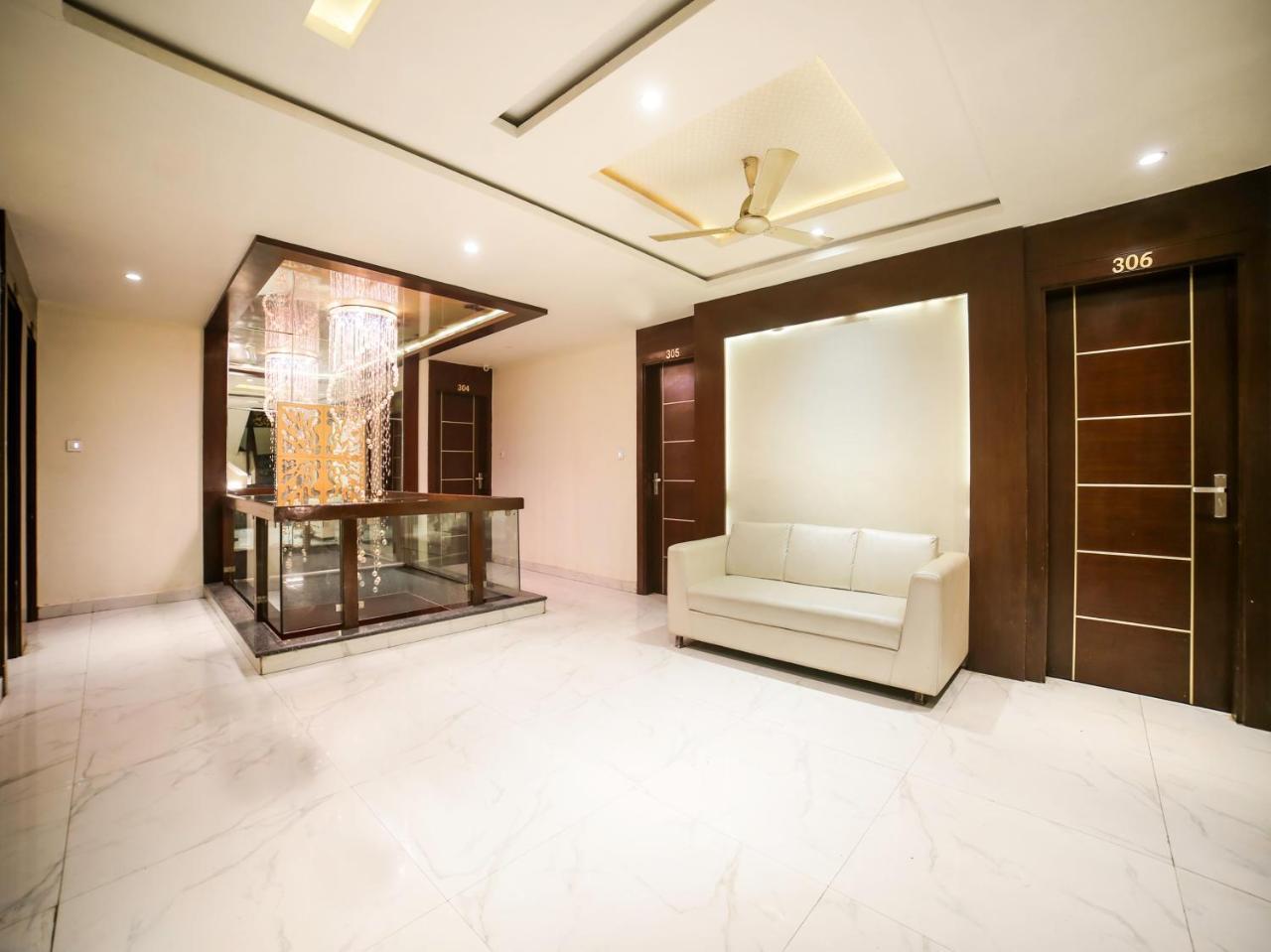 אג'מר Oyo 10277 Hotel Delux Golden מראה חיצוני תמונה
