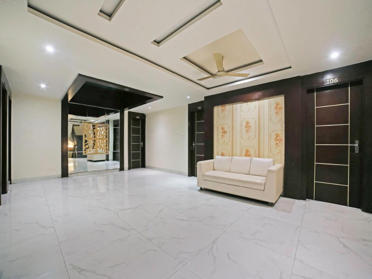 אג'מר Oyo 10277 Hotel Delux Golden מראה חיצוני תמונה