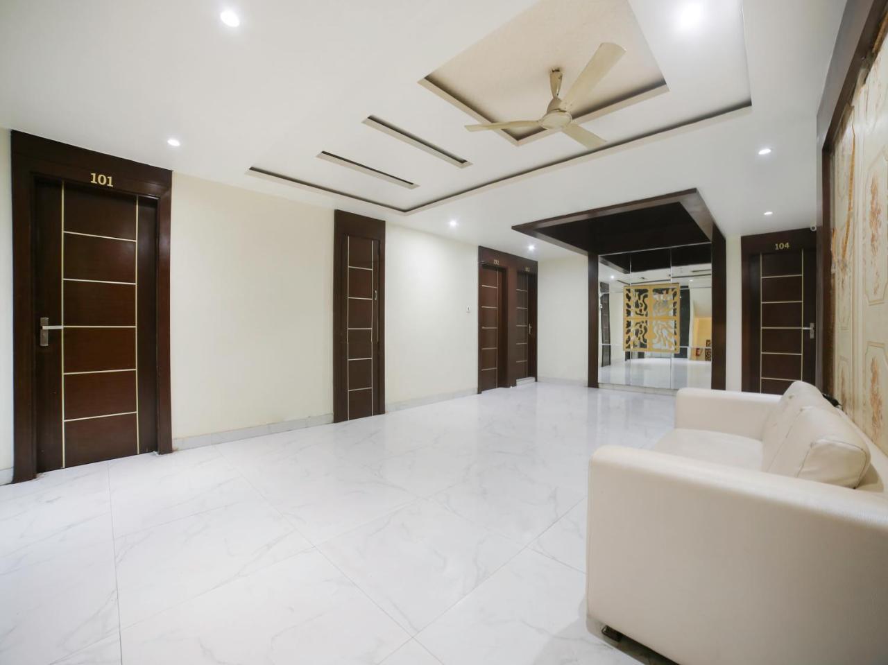 אג'מר Oyo 10277 Hotel Delux Golden מראה חיצוני תמונה