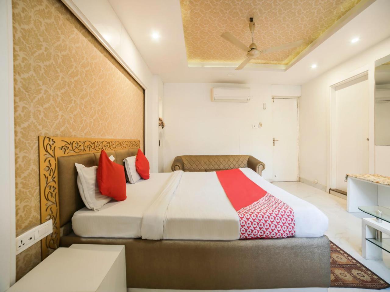 אג'מר Oyo 10277 Hotel Delux Golden מראה חיצוני תמונה